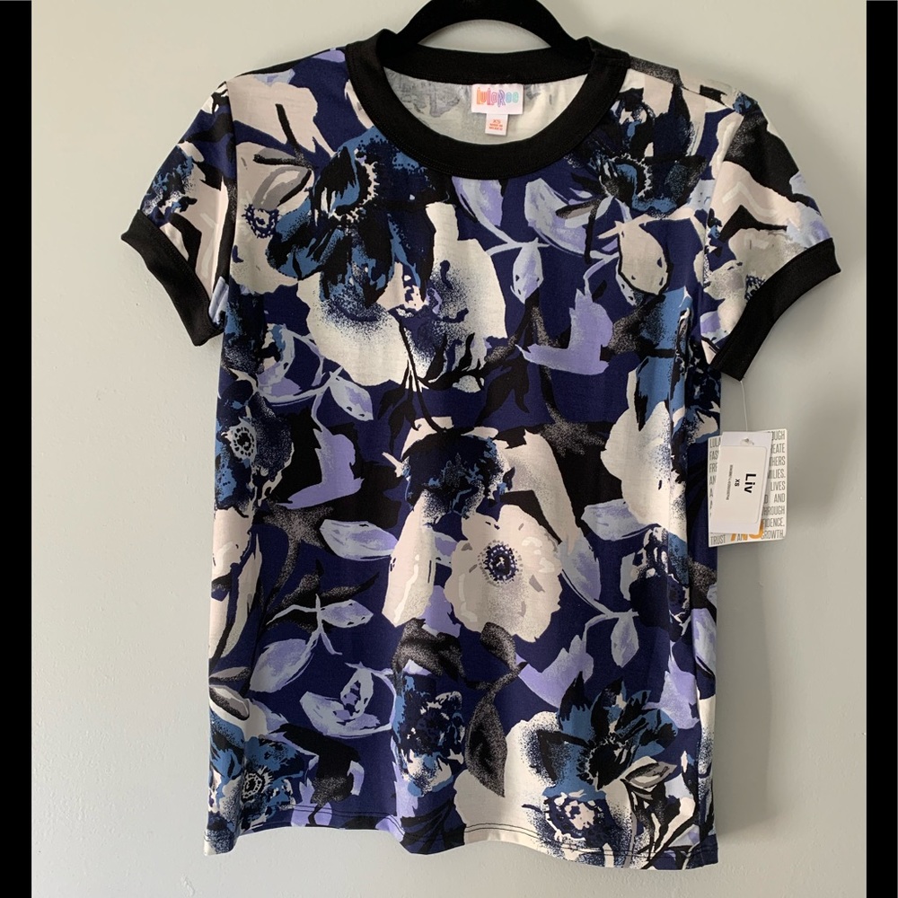 NWT LuLaRoe Liv Top